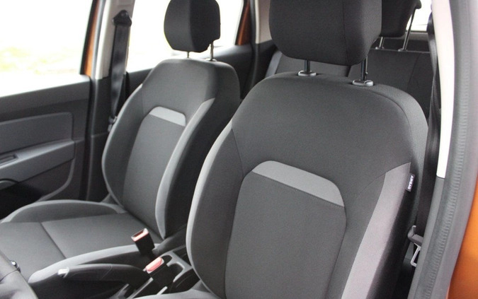 Dacia Duster cena 57900 przebieg: 21583, rok produkcji 2019 z Biała małe 497